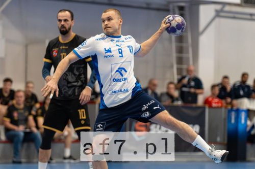 DSC 5901 af7pl (1) (1)