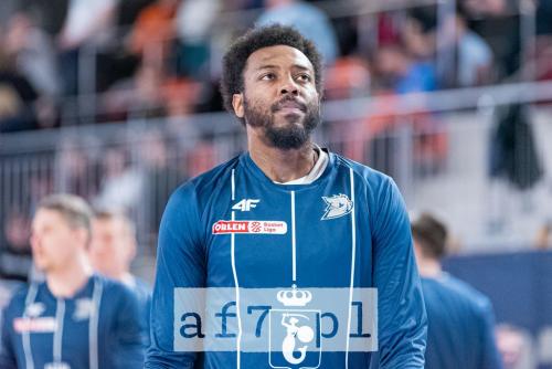 DSC 7090 af7pl